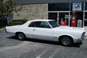 1965 PONTIAC GTO
