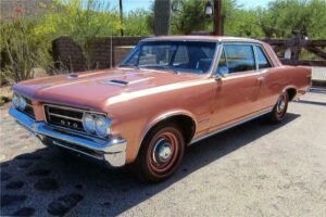 1964 PONTIAC GTO